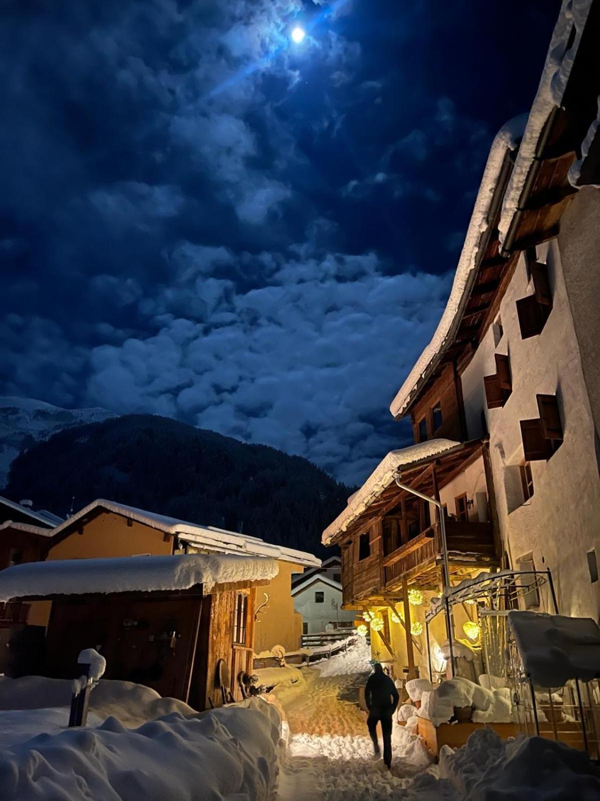 Chasa Jaro Bed & Breakfast Santa Maria Val Müstair Bagian luar foto